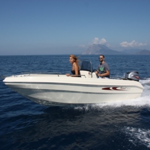 Karel Boats OPEN 400